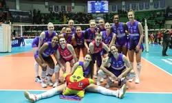 Milano huỷ diệt đối thủ, giành vé vào tứ kết Champions League