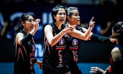 Tượng đài bóng chuyền Thái Lan Pleumjit 42 tuổi và vẫn là “nữ hoàng” trên lưới