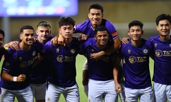 Hà Nội FC thắng nghẹt thở trận hai thẻ đỏ, Đà Nẵng lún sâu khủng hoảng trụ hạng