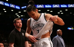 Nỗi xấu hổ của Jeremy Lin: Cú ngã từ đỉnh cao Linsanity xuống vực thẳm