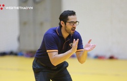 HLV Eric Weissling thừa nhận nhầm lẫn khi tranh cãi trọng tài