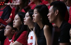 Chiêm ngưỡng dàn "hot girl" xuất hiện trên khán đài VBA 2020