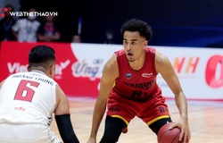 Juzang tàng hình, Thang Long Warriors toàn thắng Saigon Heat ở vòng bảng