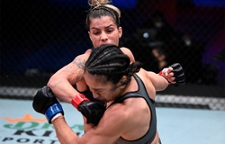 Không dùng sở trường vẫn thắng, hai tân binh UFC khiến Dana White sững sờ