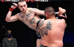 Chấp 25kg tài năng trẻ MMA Nick Maximov vẫn ‘bón hành’ đối thủ nặng kí suốt 3 hiệp