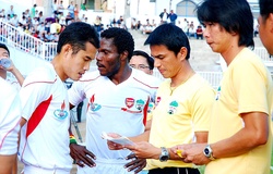 Hai lần dẫn dắt HAGL, Kiatisak đều… thất bại