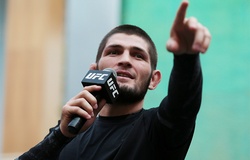 Khabib thành lập mạng di động riêng Eagle Mobile sau khi mua giải MMA