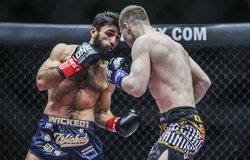 Kickboxer số 1 thế giới Marat Grigorian 'moi gan' đối thủ ngày ra mắt ONE Championship