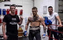 Conor McGregor ra tay cứu phòng tập đồng đội khỏi đóng cửa vĩnh viễn