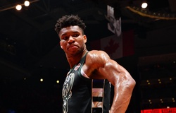 Hành trình "chốt đơn" đầy vất vả của Milwaukee Bucks với Antetokounmpo