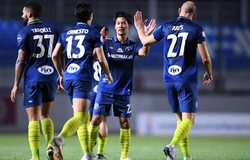 Bóng đá Thái Lan lại lao đao vì COVID-19