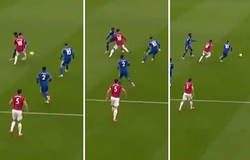 Fernandes từ người hùng hóa tội đồ của MU chỉ trong 8 phút