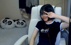 Jisoo Girl - Nữ streamer vừa gia nhập đại gia đình T1 là ai?