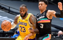 Anthony Davis và LeBron James cùng toả sáng, Lakers toát mồ hôi trước Spurs