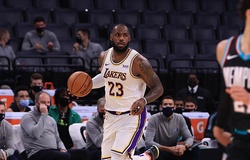 LeBron James suýt đạt triple-double, Lakers thắng dễ Grizzlies