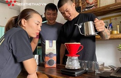  Trương Đình Hoàng - Khi đôi tay triệu view kinh doanh cà phê từ “gốc” tới “ngọn”