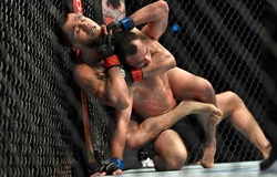Em họ Khabib khóa ngất đối thủ ngày ra mắt UFC, trùng hợp thú vị với chiến tích anh trai