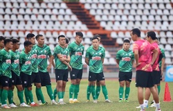 Cầu thủ V.League bị "răn đe" khi về quê ăn Tết