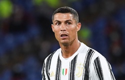 Vì sao Cristiano Ronaldo không nói tiếng Italia ở Juventus? 