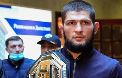 Khabib trở lại Mỹ sau 1 năm, fan kì vọng đàm phán với Dana White