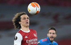 Huyền thoại Arsenal nghi ngờ David Luiz không nắm rõ luật việt vị