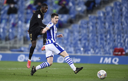 Dembele ghi bàn độc đáo cho Barca bằng hai chân như một