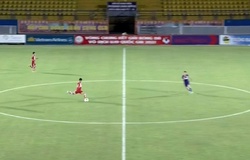 Cầu thủ U19 PVF ghi bàn từ giữa sân, tái hiện siêu phẩm Beckham