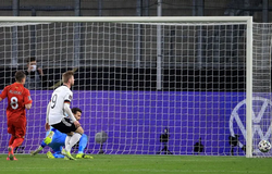 Cận cảnh pha bỏ lỡ khó tin của Werner khiến Đức thua sốc