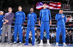Dallas Mavericks liên tục trốn hát quốc ca, Thượng viện Texas vào cuộc!