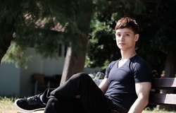 Chiêm ngưỡng hình thể, phong thái như “nam thần” của hot-boy TDDC Đinh Phương Thành