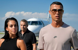 Ronaldo khiến người hâm mộ nghi ngờ khi mua biệt thự tặng bạn gái