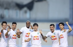 HLV từng vô địch cúp C1 thán phục sức mạnh của HAGL