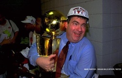 Jerry Krause: Người vẽ nên triều đại Chicago Bulls và bị Michael Jordan căm thù