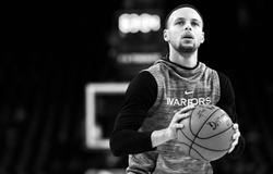 "Stephen Curry, Làm ơn đừng bao giờ đến thăm trường học của chúng tôi!"