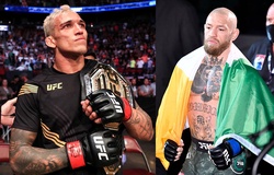 Conor McGregor "hỏi thăm" tân vương Charles Oliveira khi lên ngôi tại UFC 262