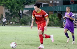 PVF khuyến cáo nghỉ 4 tuần, ông Park có “dám” đưa Văn Hậu sang UAE?