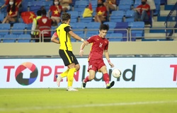 CĐV Malaysia chúc mừng ĐT Việt Nam làm rạng danh Đông Nam Á