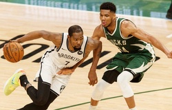 Kevin Durant rủ Kyrie Irving "ném gạch", Bucks vẫn vã mồ hôi hột