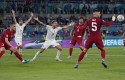 Tại sao bóng chạm tay 2 lần mà Italia không được hưởng penalty?