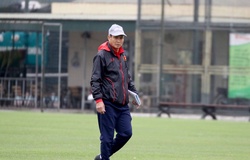 HLV Mai Đức Chung bất ngờ xuất hiện ở chuyến tập huấn của CLB Hải Phòng