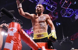 Vasyl Lomachenko trở lại, knockout Masayoshi Nakatani trong hiệp 9