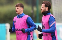 Ben Chilwell và Mason Mount hội quân lúc nửa đêm, có thể ra sân trận gặp Đức