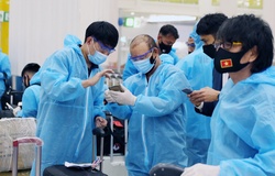 Tuyển Việt Nam hết cách ly, ông Park trở lại Hà Nội chờ đối thủ ở VL World Cup 2022