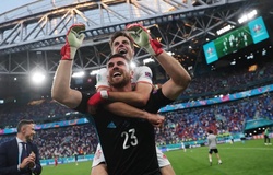 Thủ môn Unai Simon từ tội đồ thành người hùng của Tây Ban Nha