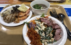 Choáng ngợp trước 700 món ăn ở nhà ăn Olympic 2021