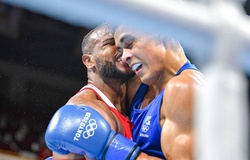 Boxing Olympic Tokyo: Võ sĩ bị chỉ trích vì tái hiện màn "cắn tai" giống Mike Tyson