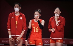 Bóng chuyền nữ Olympic ngày 31/7: Ngôi sao Zhu Ting dự bị, Trung Quốc gỡ gạc danh dự
