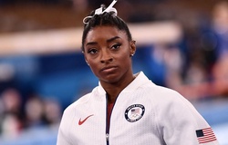 Simone Biles từ bỏ nốt cơ hội bảo vệ HCV Olympic cuối cùng