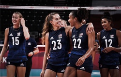 Trả nợ trước Serbia, tuyển bóng chuyền nữ Mỹ giành vé đầu tiên vào chung kết Olympic