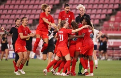 Bỏ lỡ vô số cơ hội, Thuỵ Điển cay đắng nhìn Canada giành HCV Olympic